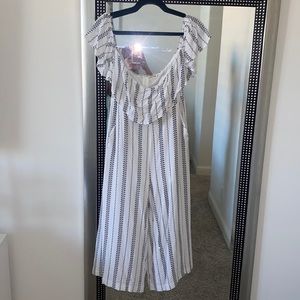 Vici cropped Jumpsuit.